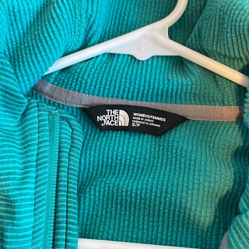 North face jacket - Picture 3 of 3